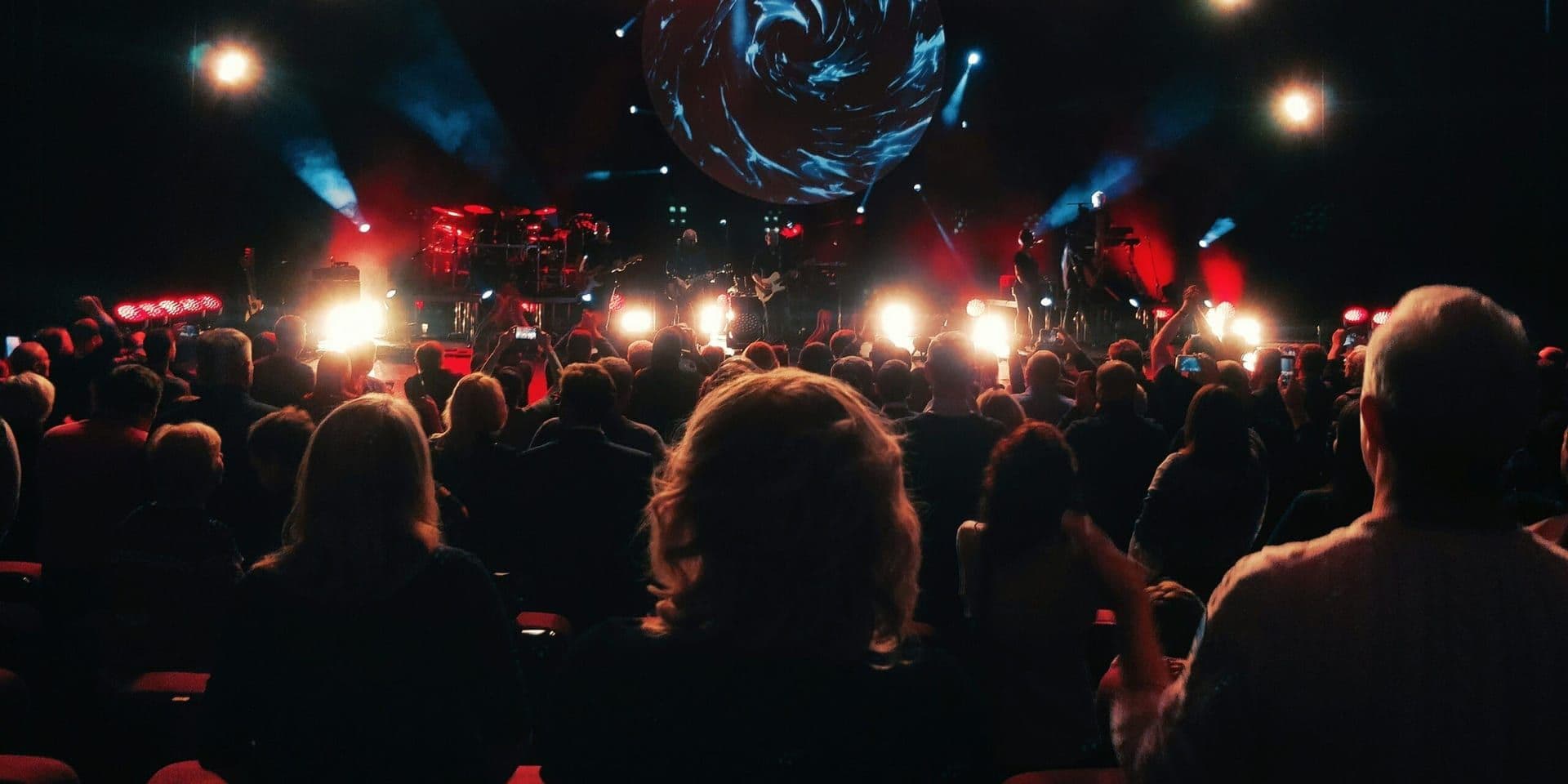 2025 Rock & Roll Hall of Fame Induction Ceremony Celebrates Music Legends
