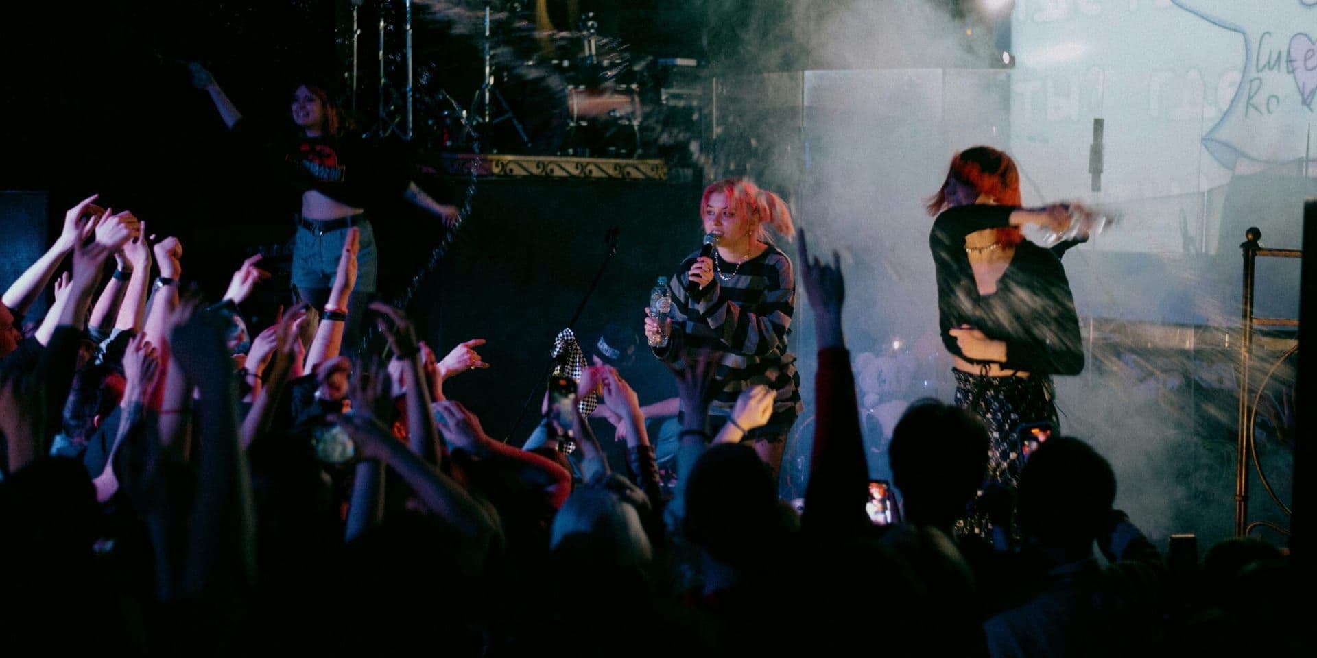 ’90s Rock Band 4 Non Blondes Reignite Career With Viral Revival and Upcoming Shows