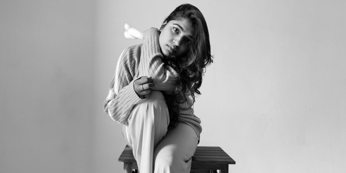 Portrait of Noor Diwan Goyal, an artist whose emotional, raw abstract art reflects introspection and human vulnerability.